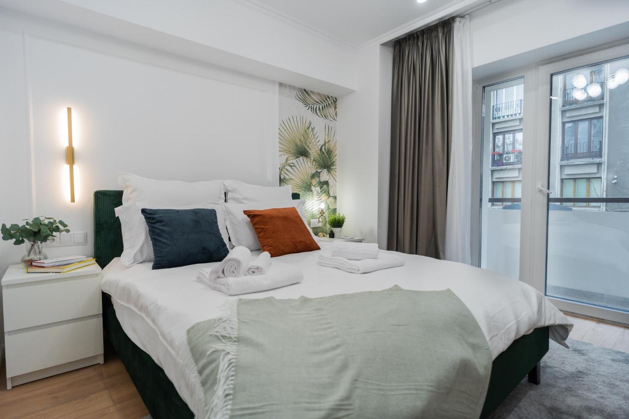 Urban Pearl - Old Town - Unique 4Br/3Ba Apartment Bucureşti Ngoại thất bức ảnh