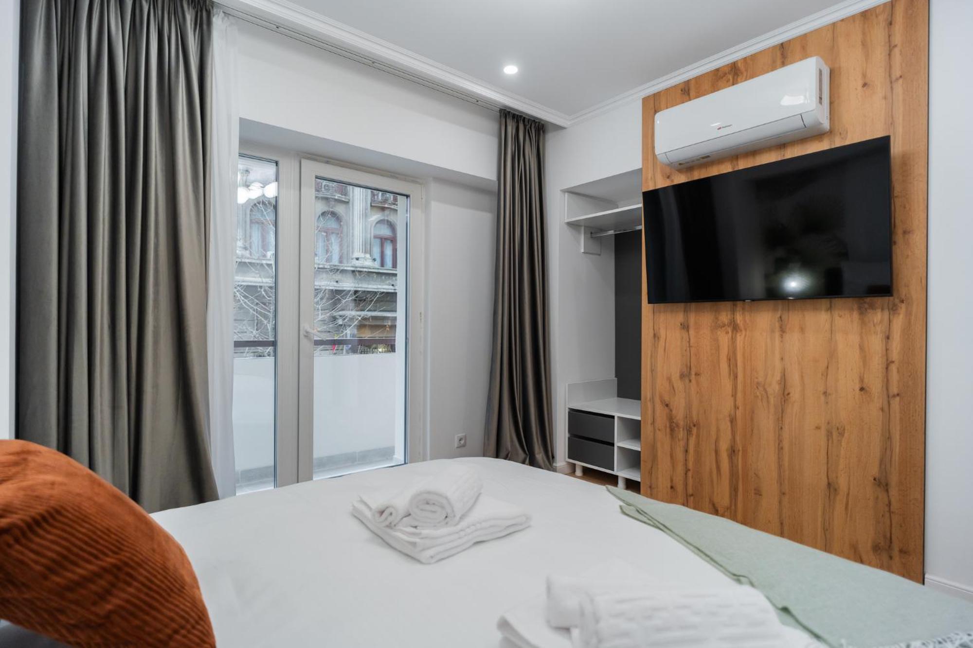 Urban Pearl - Old Town - Unique 4Br/3Ba Apartment Bucureşti Ngoại thất bức ảnh