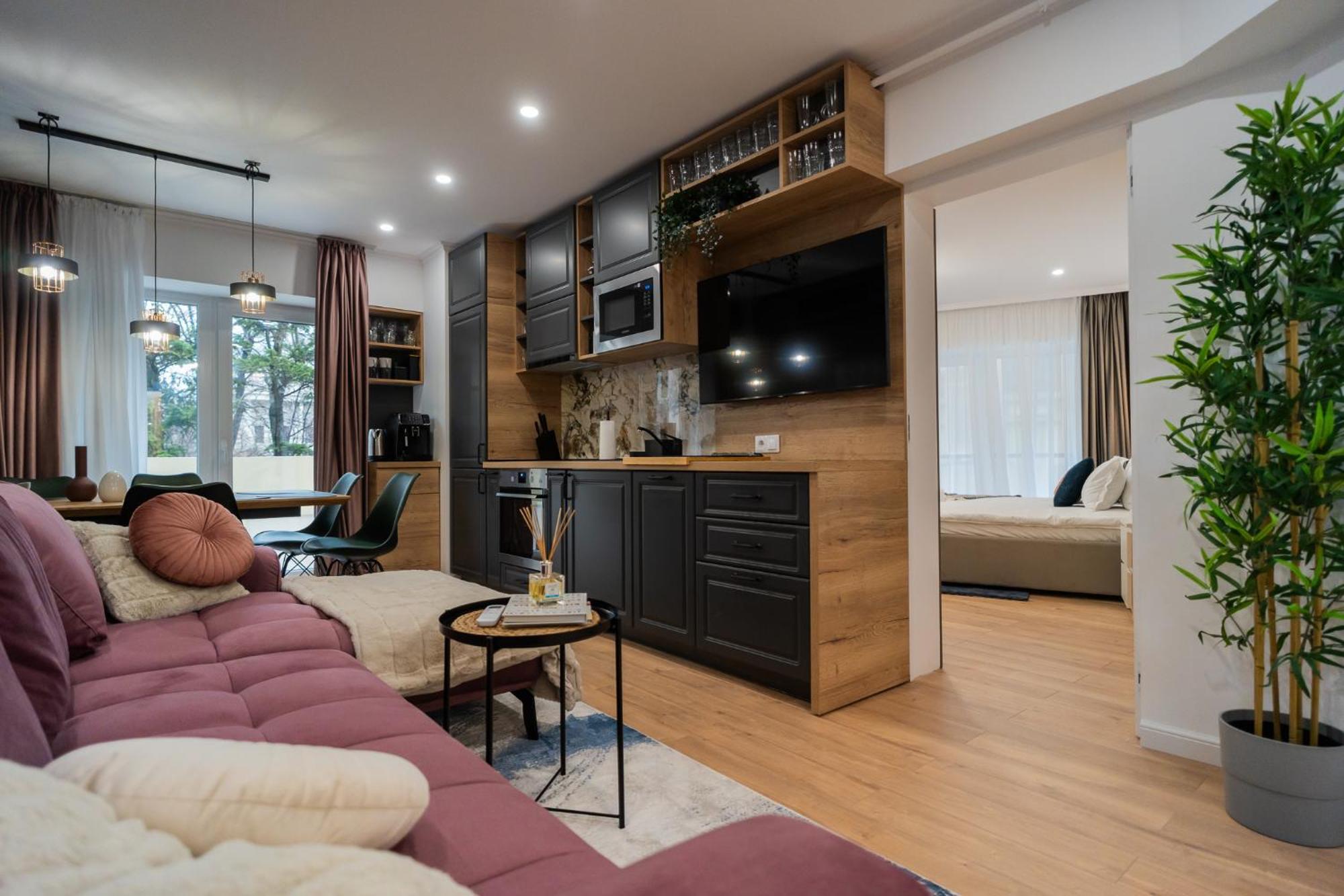 Urban Pearl - Old Town - Unique 4Br/3Ba Apartment Bucureşti Ngoại thất bức ảnh
