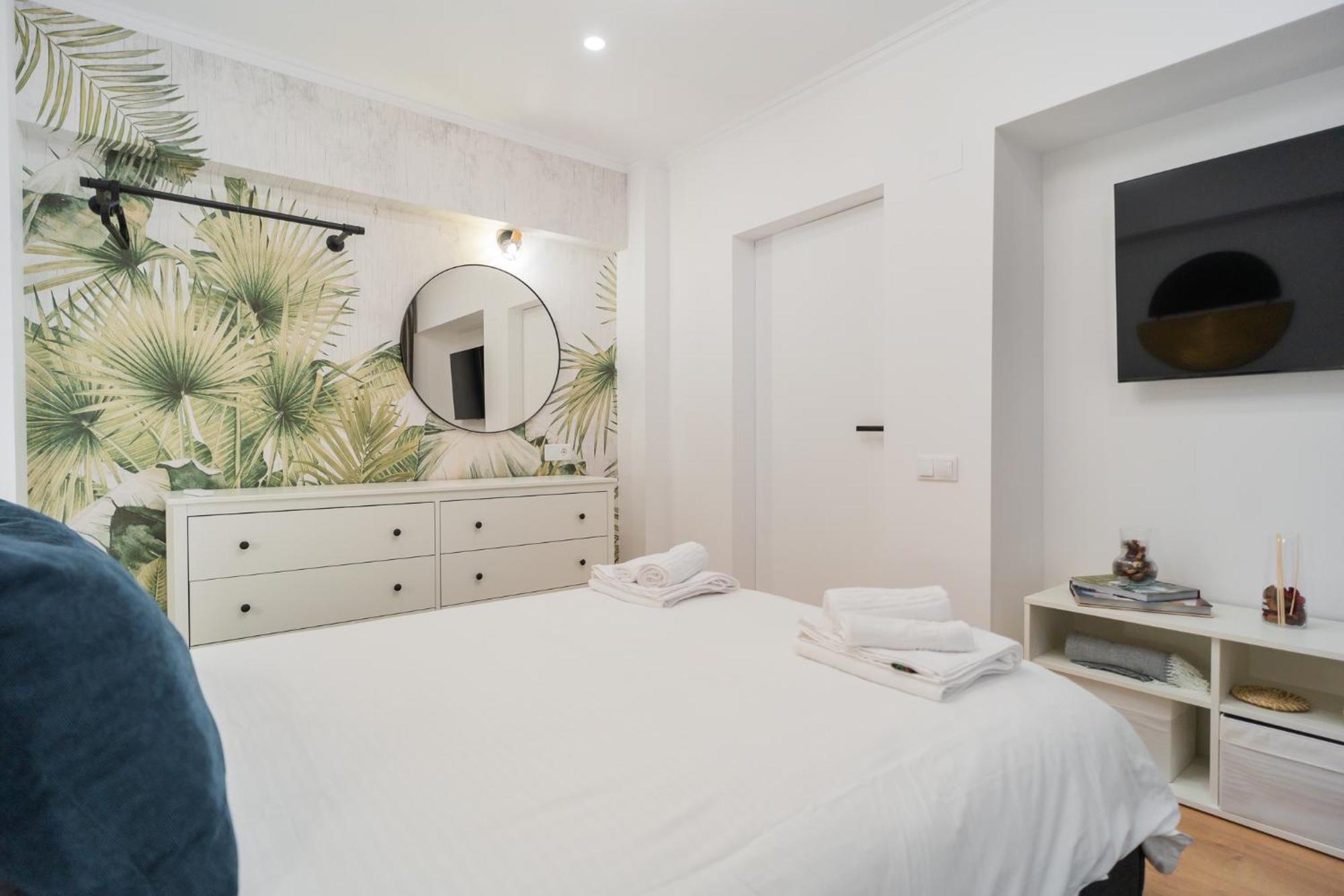 Urban Pearl - Old Town - Unique 4Br/3Ba Apartment Bucureşti Ngoại thất bức ảnh