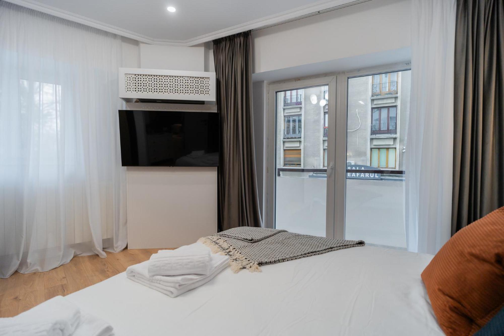 Urban Pearl - Old Town - Unique 4Br/3Ba Apartment Bucureşti Ngoại thất bức ảnh